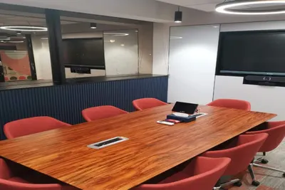 8 Seater Meeting Room