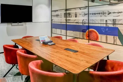8 Seater Meeting Room