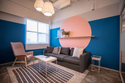 5 Seater Meeting Room