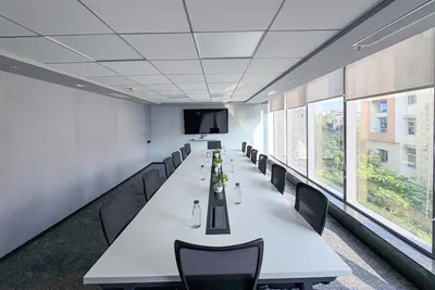 14 Seater Meeting Room