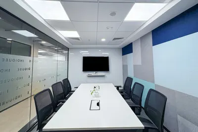 8 Seater Meeting Room