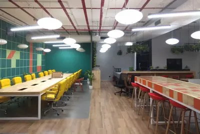 Desk – Innov8