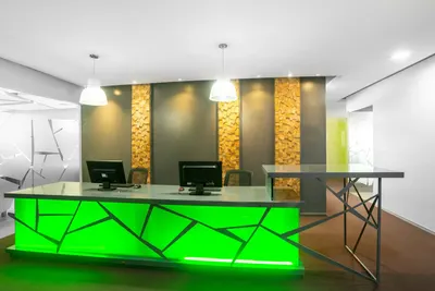 Regus South Tower