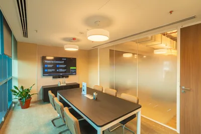 6 Seater Meeting Room