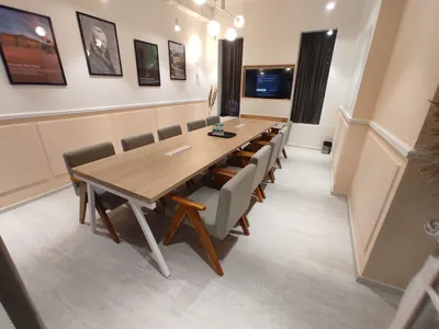 10 Seater Meeting Room