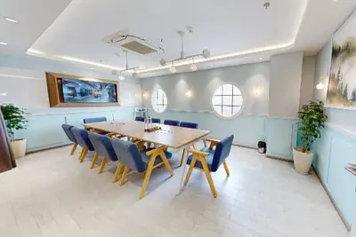10 Seater Meeting Room