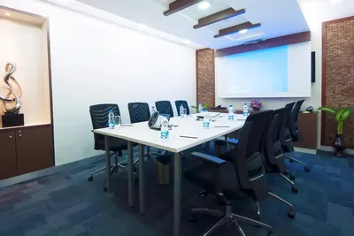 8 Seater Meeting Room