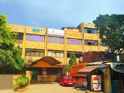 Whole-floor lease
