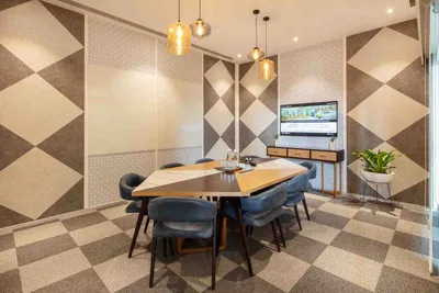 8 Seater Meeting Room