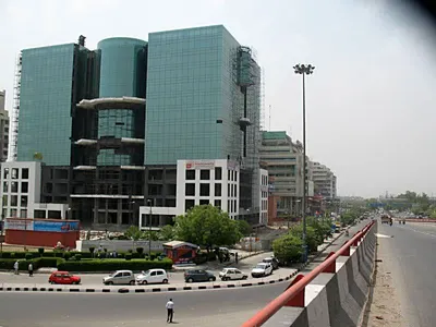 Whole-floor lease