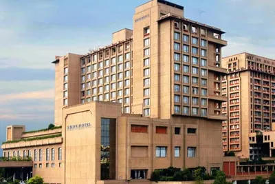 Eros Hotel - office leasing