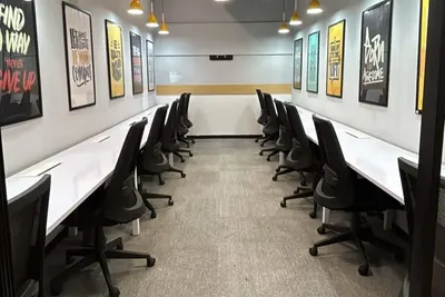 Premium Desk