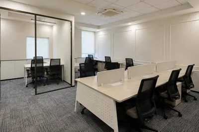 Premium Desk