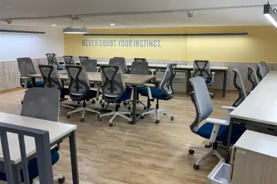 Desk – Pinnacle Space