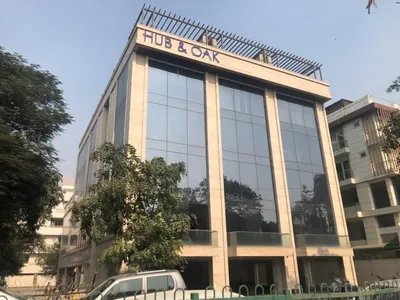 Whole-floor lease