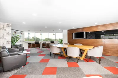 Regus