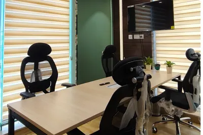 4 Seater Meeting Room