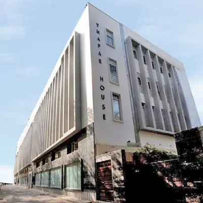 Whole-floor lease