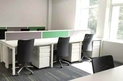 Desk – Vatika Business Centre