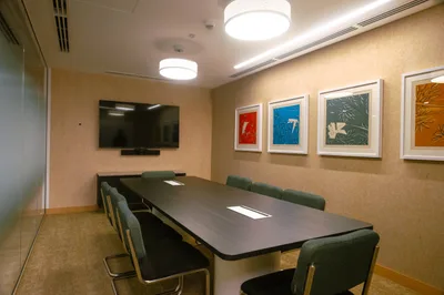 10 Seater Meeting Room