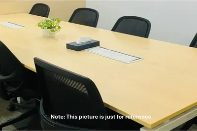 8 Seater Meeting Room