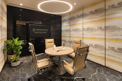 4 Seater Meeting Room