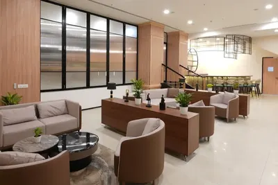 Incuspaze HQ 27