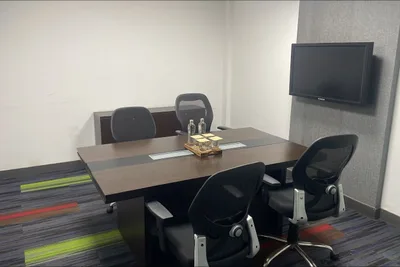 4 Seater Meeting Room