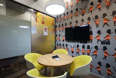 4 Seater Meeting Room
