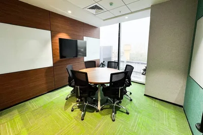 6 Seater Meeting Room