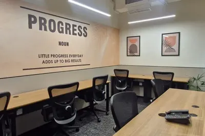 Desk – Ofis Square