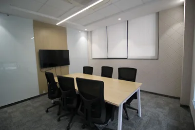 6 Seater Meeting Room