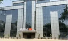 Whole-floor lease