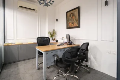 3 Seater Meeting Room