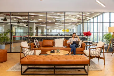 Desk – Venture X