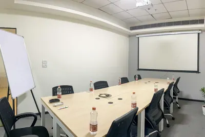 Alien Work Hub - shared office space for rent