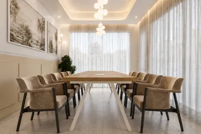 10 Seater Meeting Room