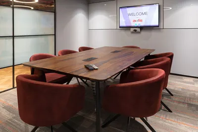 8 Seater Meeting Room