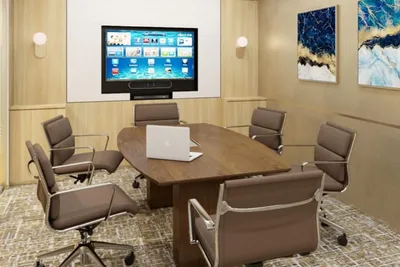 5 Seater Meeting Room