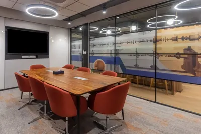 8 Seater Meeting Room