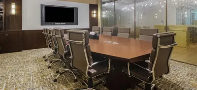 9 Seater Meeting Room