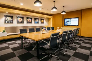 18 Seater Meeting Room