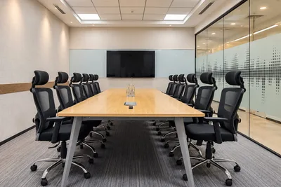 18 Seater Meeting Room