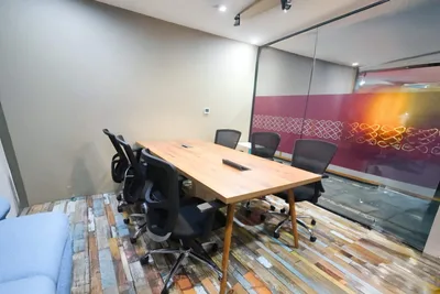 6 Seater Meeting Room
