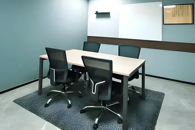 4 Seater Meeting Room