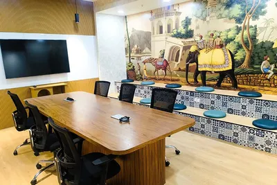 6 Seater Meeting Room