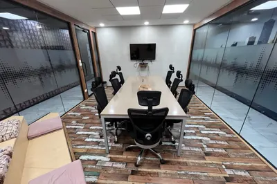 7 Seater Meeting Room