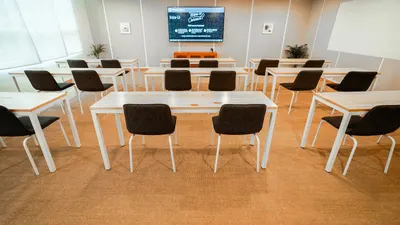 18 Seater Meeting Room