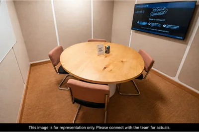 4 Seater Meeting Room