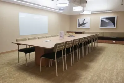 20 Seater Meeting Room